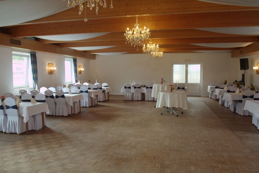 Twins Event und Pension Event- und Tagungsraum bis 200 Personen Twins Event und Pension